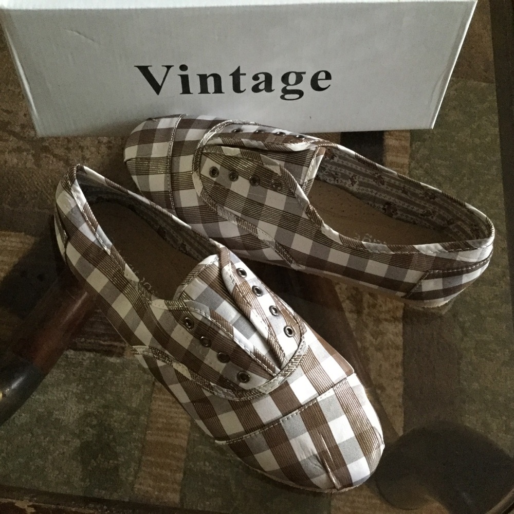 Gingham Plaid Flat Shoe